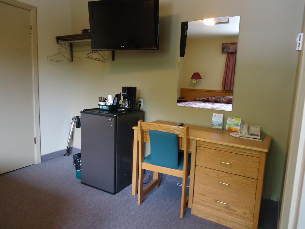 Lake-Vu Motel Kenora Room photo